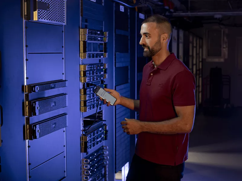 Axis Camera Station setup with recorders, servers, and storage tools.