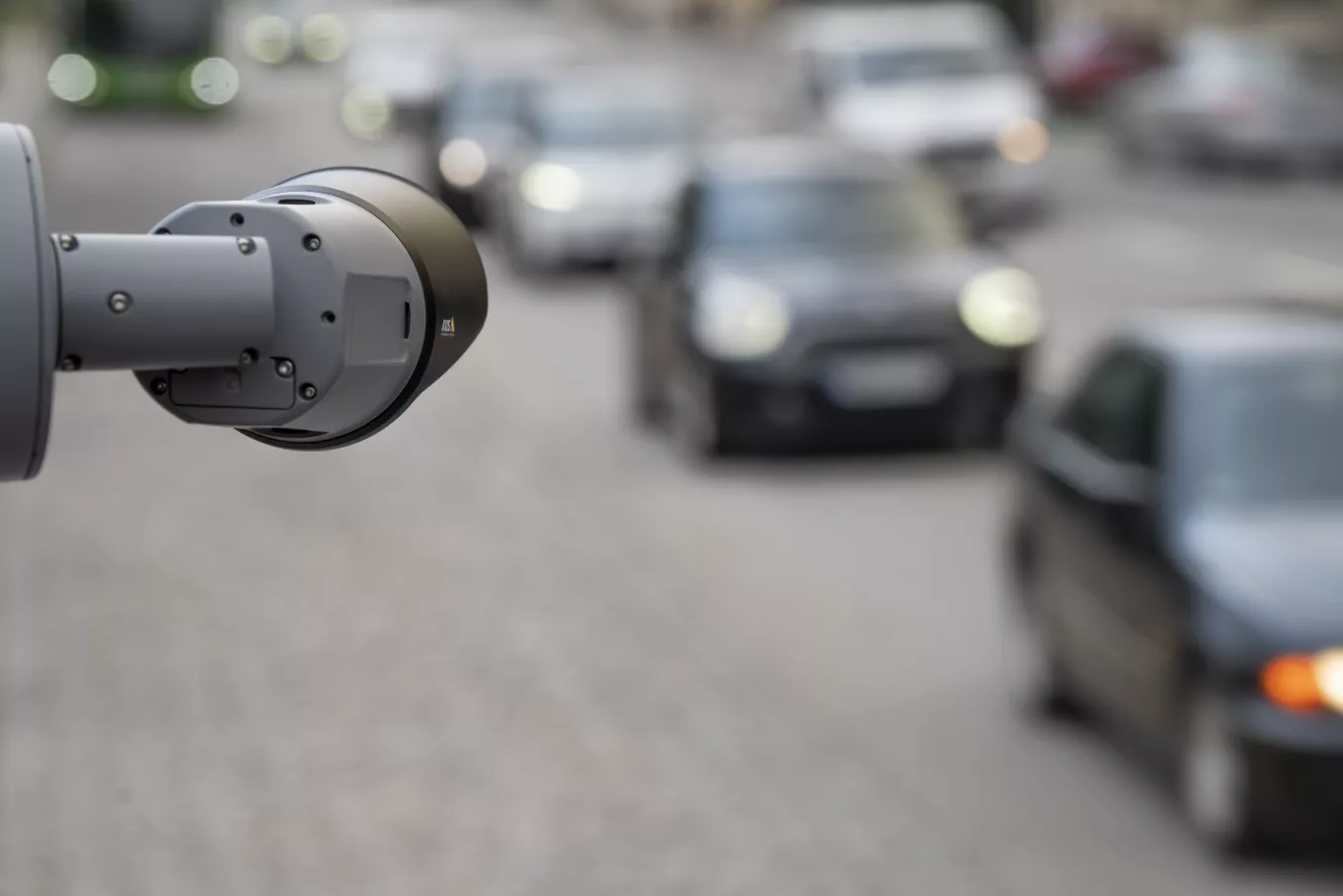 AXIS License Plate Recognition in traffic
